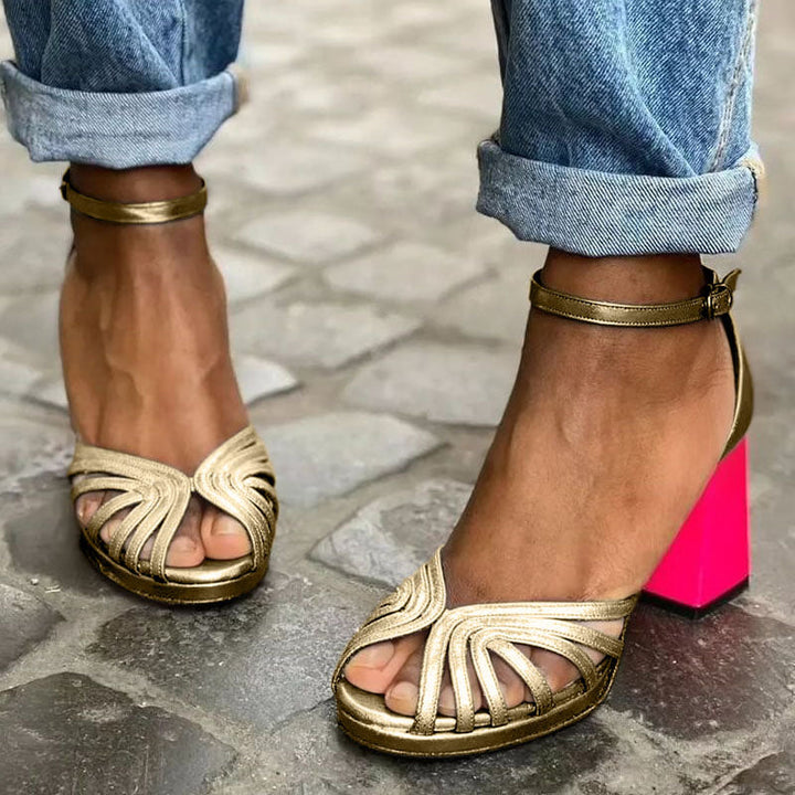 Soise™ | Sandalias de tacón elegante con tiras doradas y punta abierta